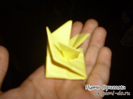 Маленькая оригами юла по схеме Yami Yamauchi