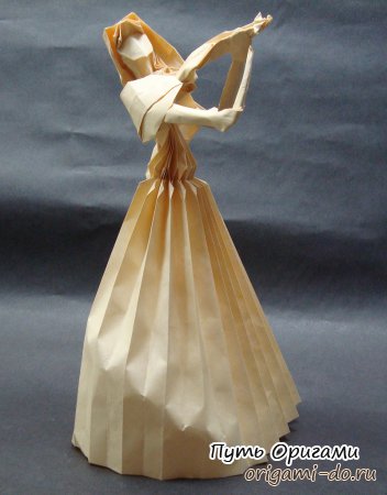 Потрясающе красивое оригами – девушка-скрипачка